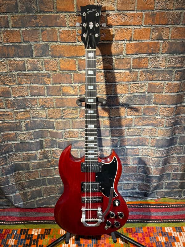 Gibson SG Standard 1973 - Bigsby Cherry Red image 1
