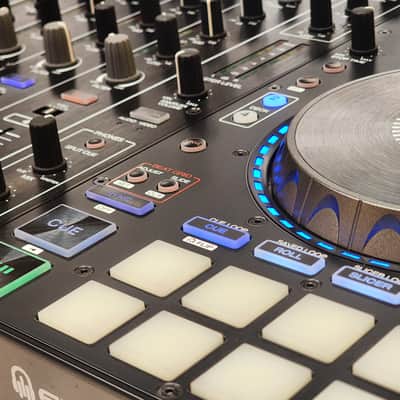 Denon MCX8000 4-Channel Professional Standalone DJ Player / Controller 2016 - Present - Black image 6