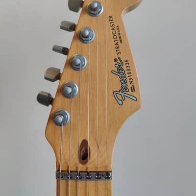 Fender Strat Plus with Maple Fretboard 1989 - 1994 - Midnight Wine image 3