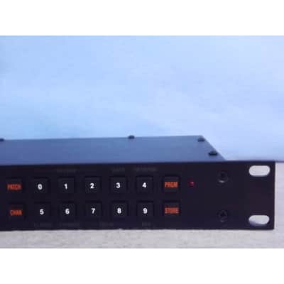 Alesis Midiverb II 16-Bit Digital Effects image 4