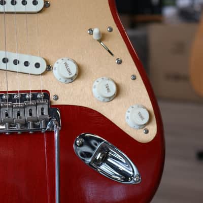 Fender Custom Shop '63 Stratocaster Deluxe Closet Classic - Rosewood Fingerboard AAA, Melon Candy Red image 3