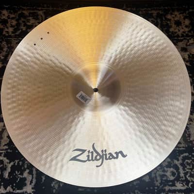 Zildjian 19" A Armand Beautiful Baby Ride Cymbal - Traditional image 3