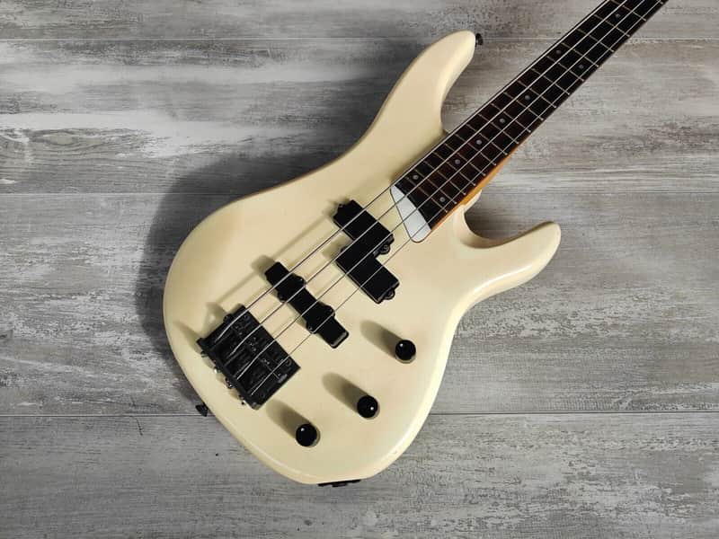 1991 Yamaha RBX Super Medium Series Bass (White) image 1