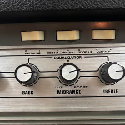 Ampeg V-4B 100-Watt Tube Bass Amp Head 2020 image 4