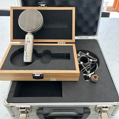 T bone RM700 image 1