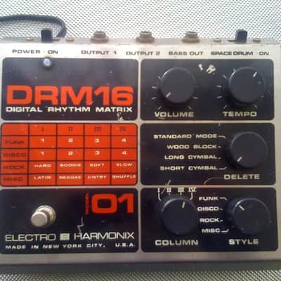 Electro-Harmonix DRM16 Digital Rhythm Matrix Drum Machine 1980s - Graphic