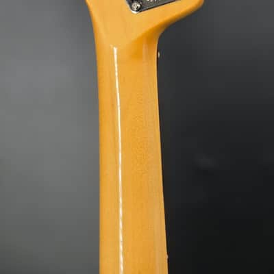 Fender Vintera® III Early '60s Jazz Bass®, Rosewood Fingerboard, Olympic White image 6