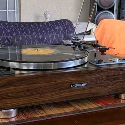 VINTAGE PIONEER TURNTABLE 1970,s/MADE IN JAPAN/110V-240V image 2