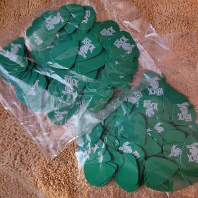 Guitar Picks 200 Rolling Rock 73mm  - Green / White image 2