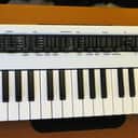 Yamaha Reface CS Synthesizer