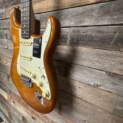 Fender American Performer Timber Stratocaster 2024 - Honey Burst image 10