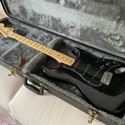 Fender Stratocaster with Maple Fretboard 1978 - 1981 - Black image 1