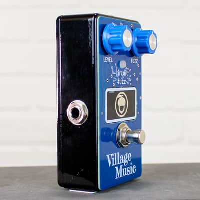Preowned Acorn Amplifiers Circuit Fuzz Pedal w/ Box image 3