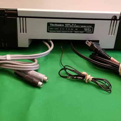 Technics SL-5 DIRECT DRIVE AUTOMATIC TURNTABLE image 4