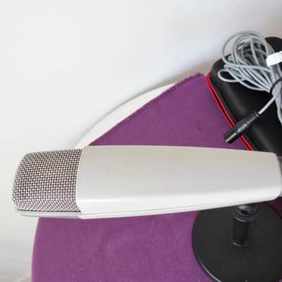 Sennheiser MD 421-2 Cardioid Dynamic Microphone image 5