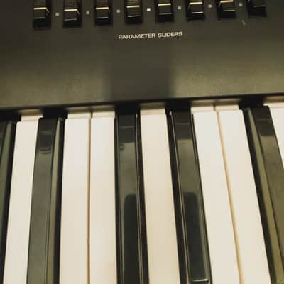 Roland JV 80 image 4
