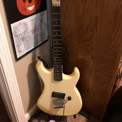 Kramer MIJ Focus 1000 1983 Cream/Aged White image 1