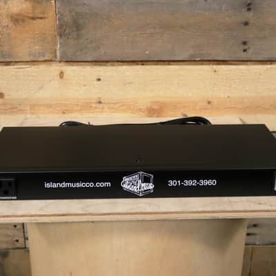 Island Music Co JG 9 Rack Mount 9 Outlet Power Distribution image 1