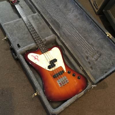 Epiphone Thunderbird 2006 Sunburst image 9