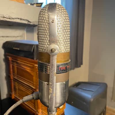 RCA 77-D Ribbon Microphone 1945 - 1955 - Silver / Red Badge image 12