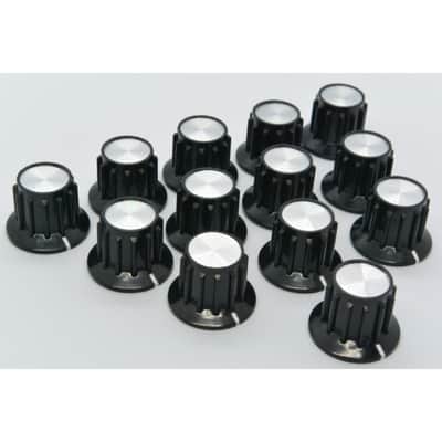 x13 Knobs, Roland Jazz Chorus Amplifier Série,  JC-50, JC-55, JC-60, JC-70, JC-77, JC-80, JC-120 image 4