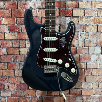 Fender American Professional Classic Stratocaster - Faded Black with Rosewood Fingerboard image 2