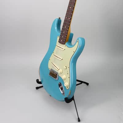 Fender Custom Shop Detroit Guitar Dealer Select '62 Strat Relic Faded Aged Taos Turquoise image 9