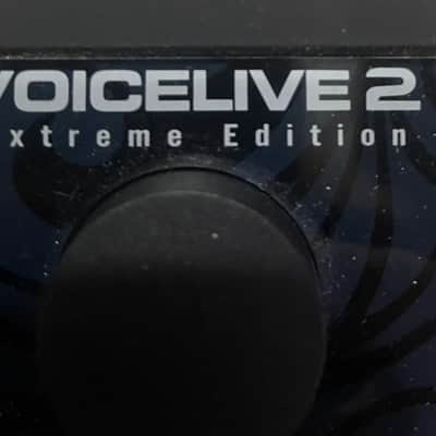 TC Helicon VoiceLive 2 - Blue image 2