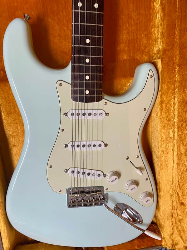 Fender MIJ Heritage 60s Stratocaster 2020-2025 - Sonic Blue image 1