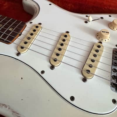 1966 Fender Stratocaster with Rosewood Fretboard Olympic White image 6