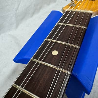 Fender USA Custom Shop '62 1962 Stratocaster Heavy Relic Guitar with COA + Case 2022 - Sapphire Blue Transparent / Rosewood fingerboard image 21