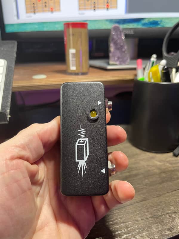 JHS Little Black Buffer