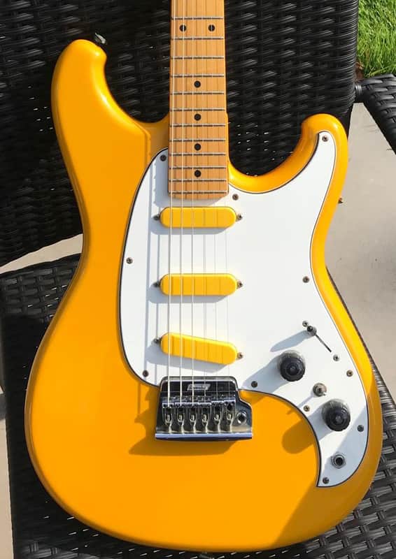 Ibanez Roadstar II Comet Series RS135 1984 Yellow image 1