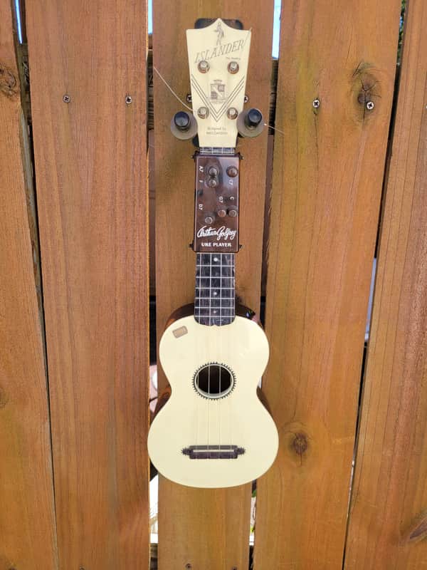 1950's Maccaferri Islander Soprano Ukulele Good Sound image 1