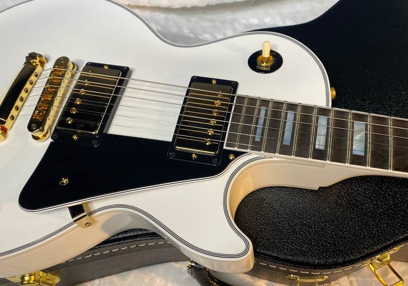 NEW! Gibson Les Paul Custom - Alpine White - Ebony Board - Authorized Dealer - In Stock! - 9.55lbs - G06449