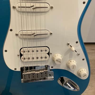 Hello Gorgeous! MINT 1996 Fender American Standard Stratocaster Ocean Turquoise Metallic with Matching Headstock! image 6