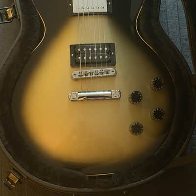 Gibson Adam Jones Signature Les Paul (in mint condition) Standard 2022 - Present - Antique Silverburst. image 6