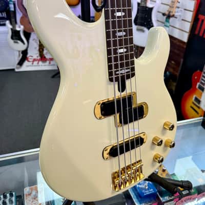 Yamaha BB5000-A 5 String Bass Neck Thru, Active Electronics, Cream White - Pre Owned image 6