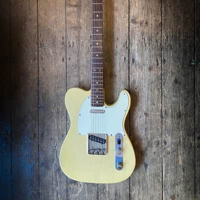 1973 Fender Telecaster in Blonde finish with rosewood neck & later hard shell case image 2