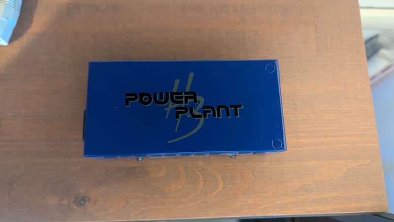 Harley Benton Power Plant - Effects Pedal Power Supply image 1