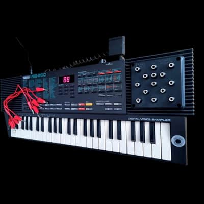 Yamaha VSS-200 Voice Sampler + Patch Bay Mod