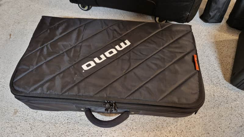 Mono M80 Pedalboard Tour Case