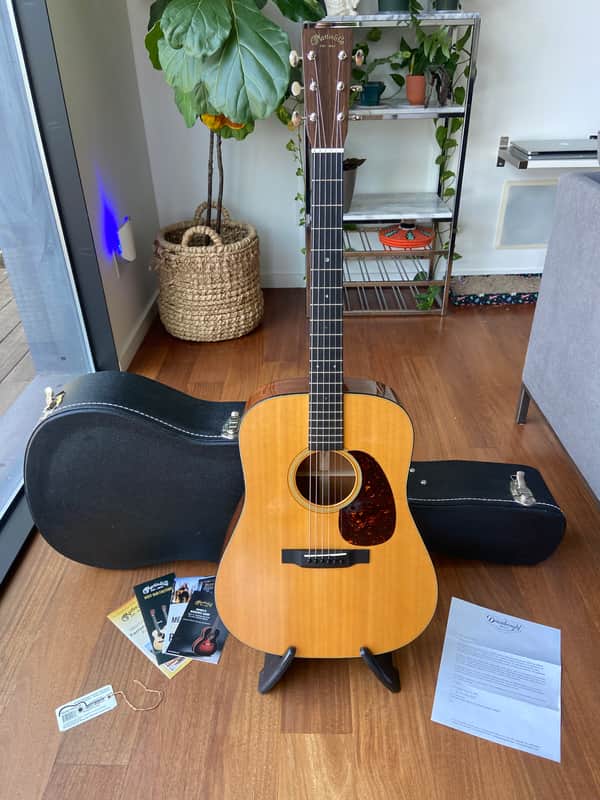 Martin Standard Series D-18