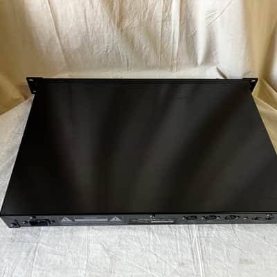 CASIO VZ-8M PROFESSIONAL DIGITAL SYNTHESIZER RACK MOUNT New internal battery!! image 8