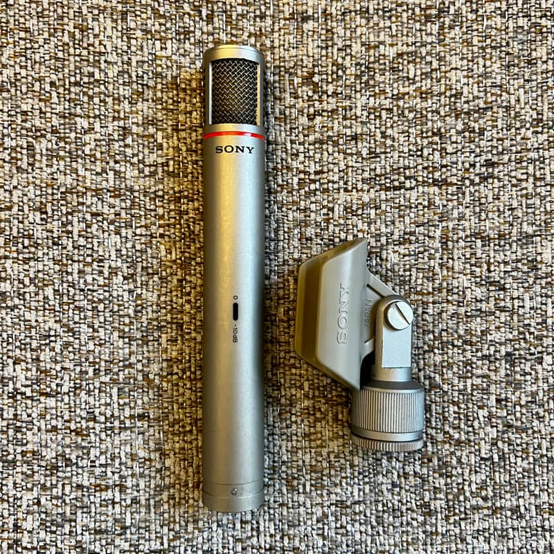 Sony C-536P