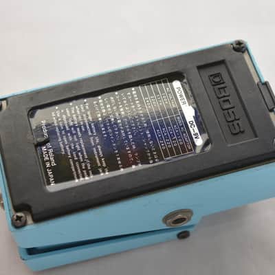 BOSS CE-2 Chorus Silver Screw 4-Digit Serial Black Label Made in Japan 1979 w/ Original Box image 7