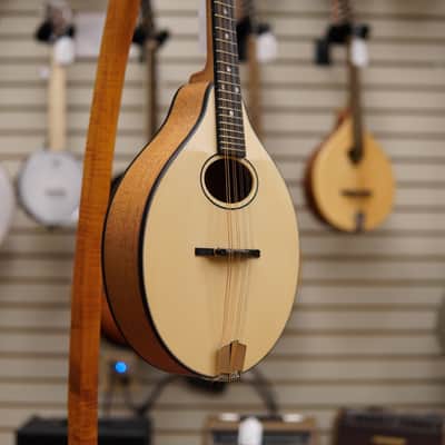 Eastman PCH-M104 PCH A Style Mandolin, Natural Finish image 2