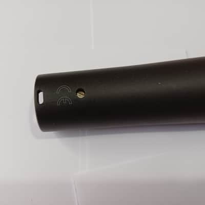 Shure SM57 Cardioid Dynamic Microphone - with zip case and mic clip image 10