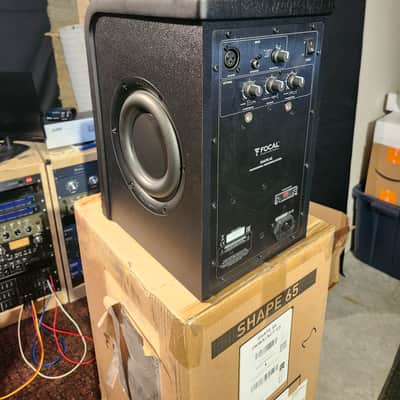 Focal Shape 65 6.5" Powered Studio Monitors (Pair) 2010s - Wood image 2
