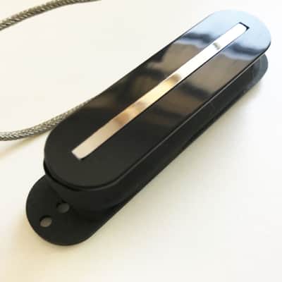 Fox Guitars Black Single Rail Guitar Pickup Strat Sized ceramic magnets image 1